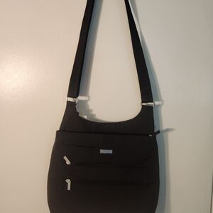 NWT Baggallini Charcoal Bucket Bag
